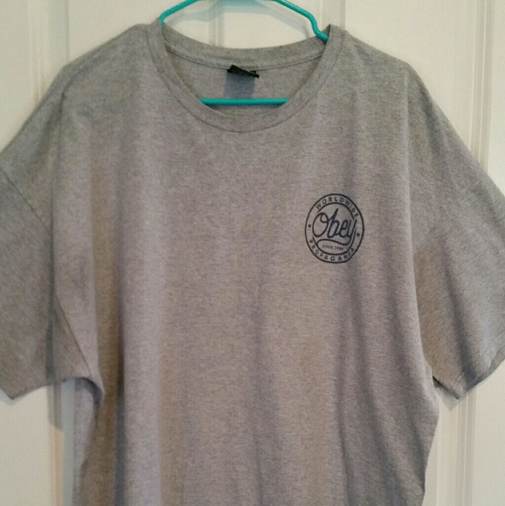 Mens Obey XXL T SHIRT